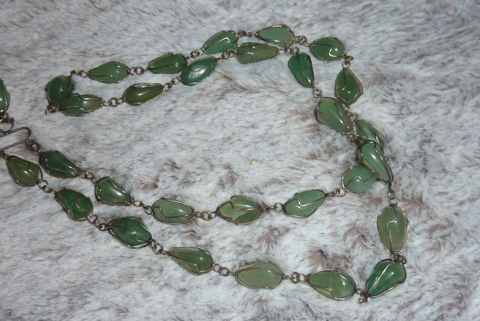 Top Kette Collier Silberdraht Art Deco? Alt bis antik Jade? in Bensheim