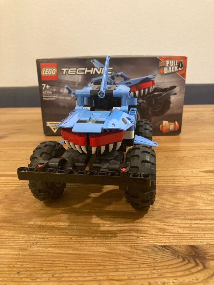 Lego Technic 42134 Monster Jam Megalodon in Dresden