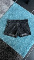 Shorts H&M 134 Mädchen Kr. München - Haar Vorschau