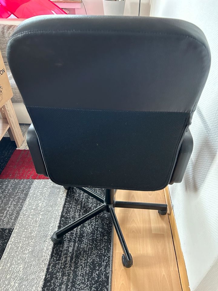 Büro Stuhl von Ikea wie neu in Beverungen