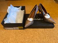Neu! Coach High Heels Waverly Sig Pump Braun/Tan Schuhgröße 38.5 Bayern - Erlangen Vorschau