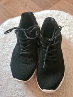 Sneaker von Victory Gr. 40 Niedersachsen - Holzminden Vorschau