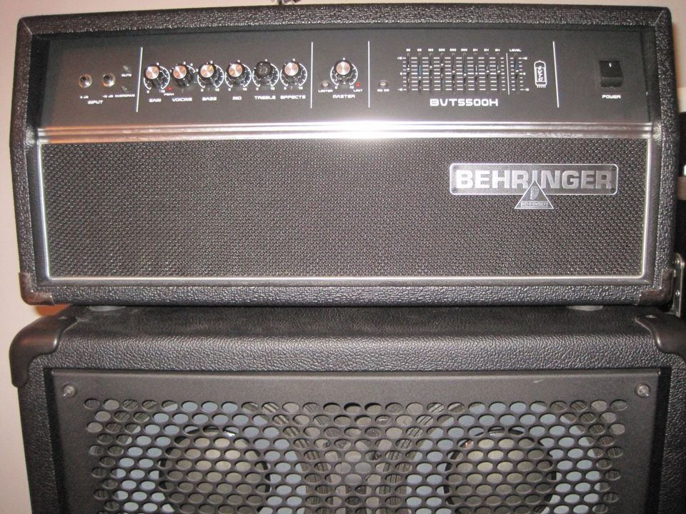 Behringer Bass Amp 550W Top BVT5500H Verstärker Tube Modeling in Marienmünster