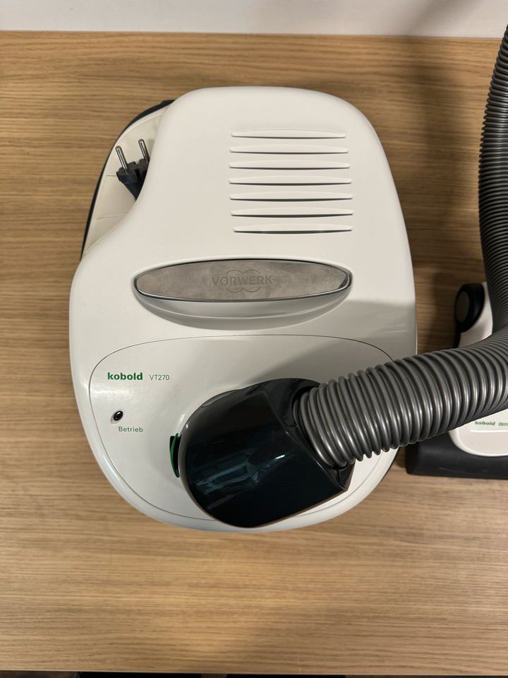 Vorwerk Kobold VT270 + EB370 *TOP* in Remseck am Neckar