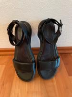 Sandalen mit Knöchelriemen Baden-Württemberg - Inzigkofen Vorschau