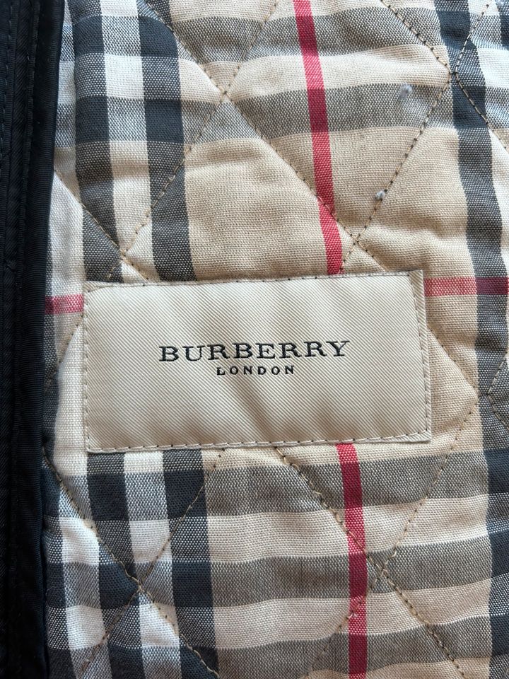 Burberry Steppjacke 44 in Siegen