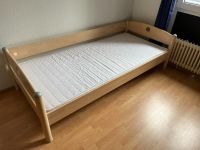 Kinderbett mit Lattenrost und dünner Matratze Nordrhein-Westfalen - Eschweiler Vorschau