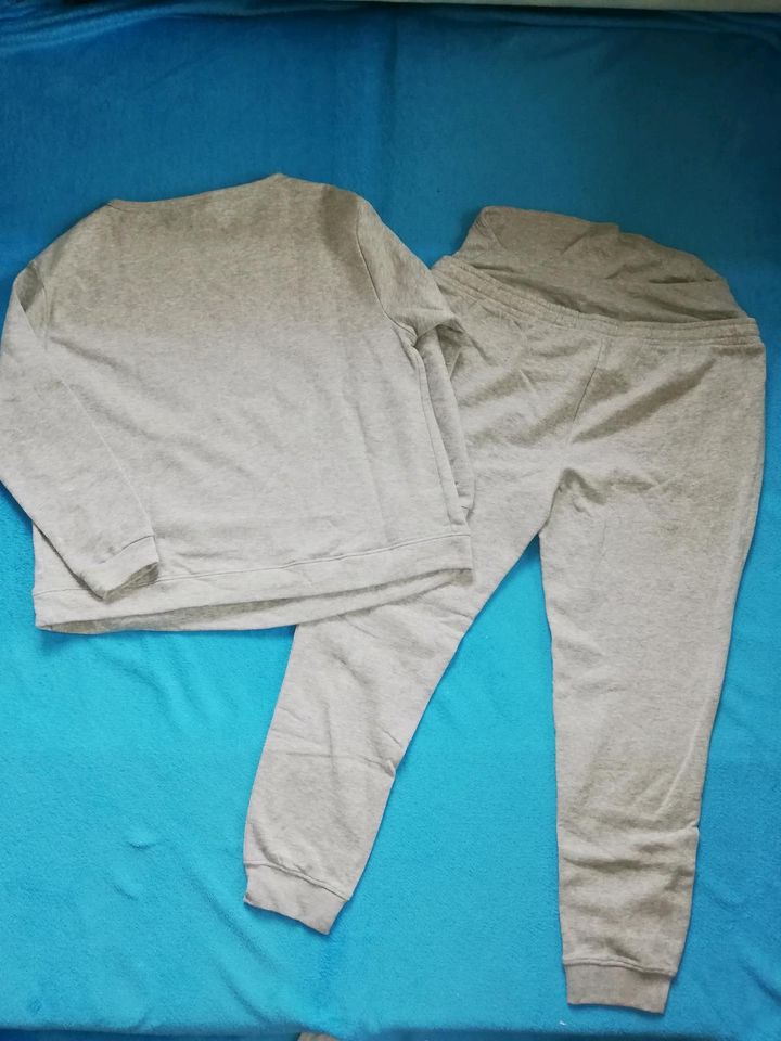 Umstandshose mit Pullover / Jogginganzug Gr. XL in Bautzen