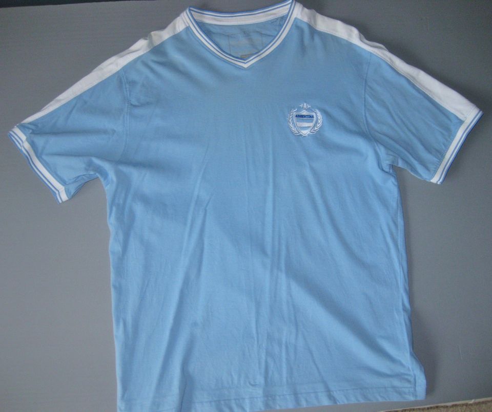 T-Shirt Argentinien Fussball Herren Gr. L NEUWERTIG in Saalburg-Ebersdorf