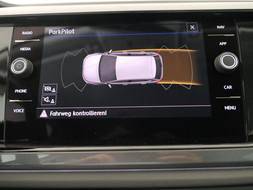 Volkswagen Polo 1.0 TSI Highline Bluetooth Navi LED Klima in Winsen (Luhe)