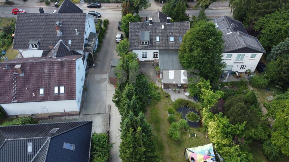 Reserviert • Gelöscht • 
                    Entwicklungsgrund...
