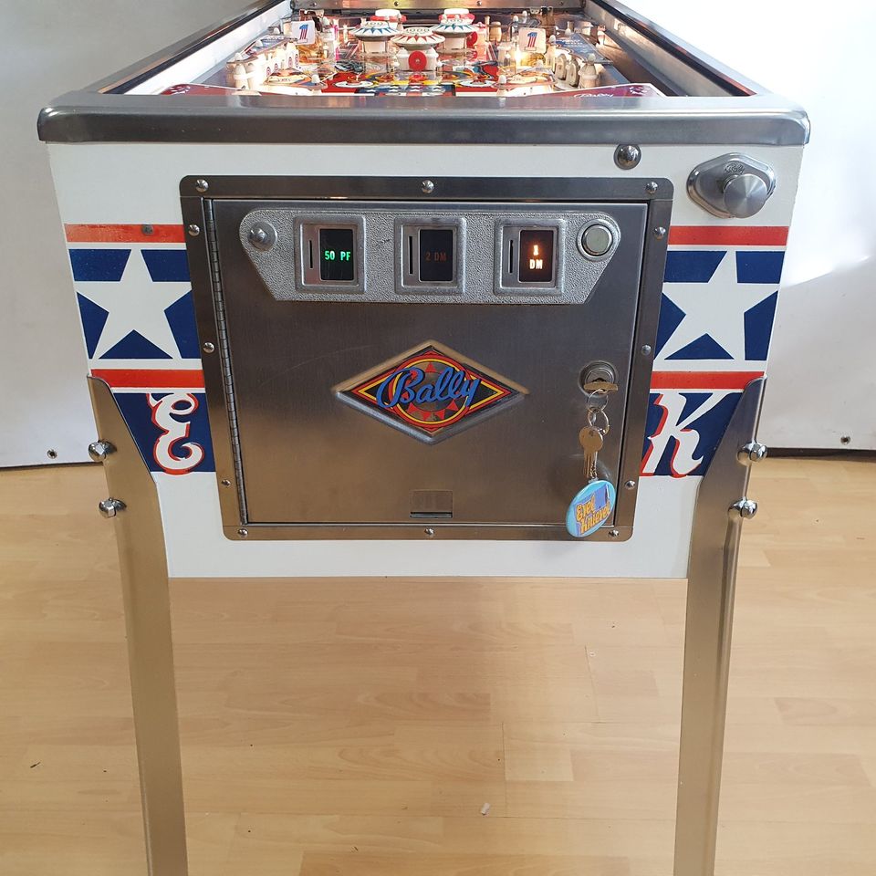 Evel Knievel Flipper/Pinball Automat Bally in Schönaich