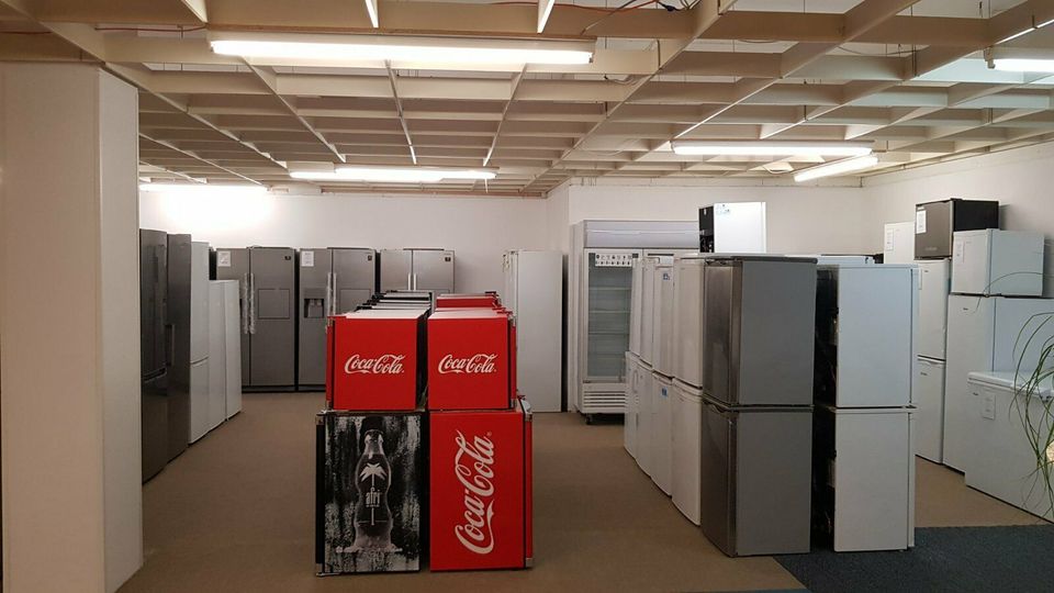 Kühlschrank Getränkekühlschrank CUBES CC 165, Husky Coca Cola 50L in Fischbach