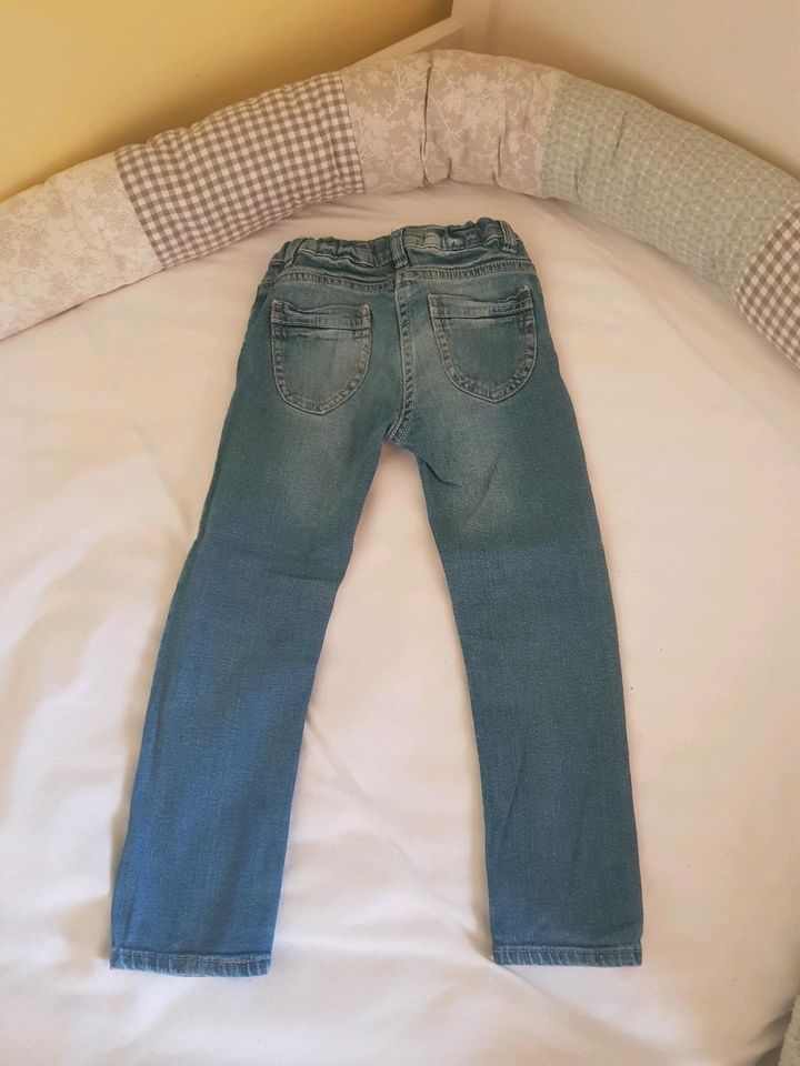 Jeans Impidimpi Gr.98/104 für 2,50€ in Hermeskeil