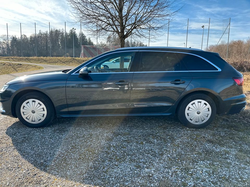 Audi A4 30 TDI S tronic Avant in Eiselfing