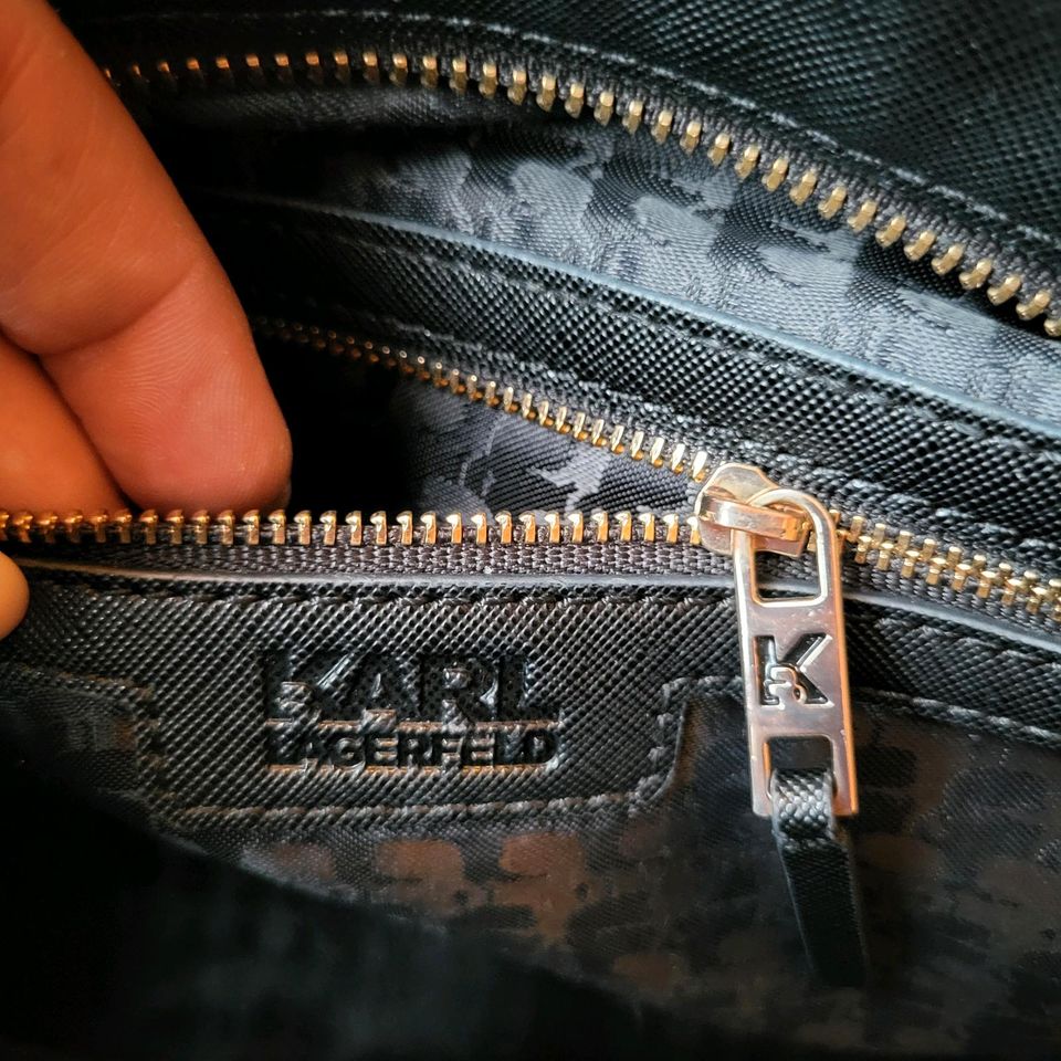KARL LAGERFELD Handtasche schwarz in München