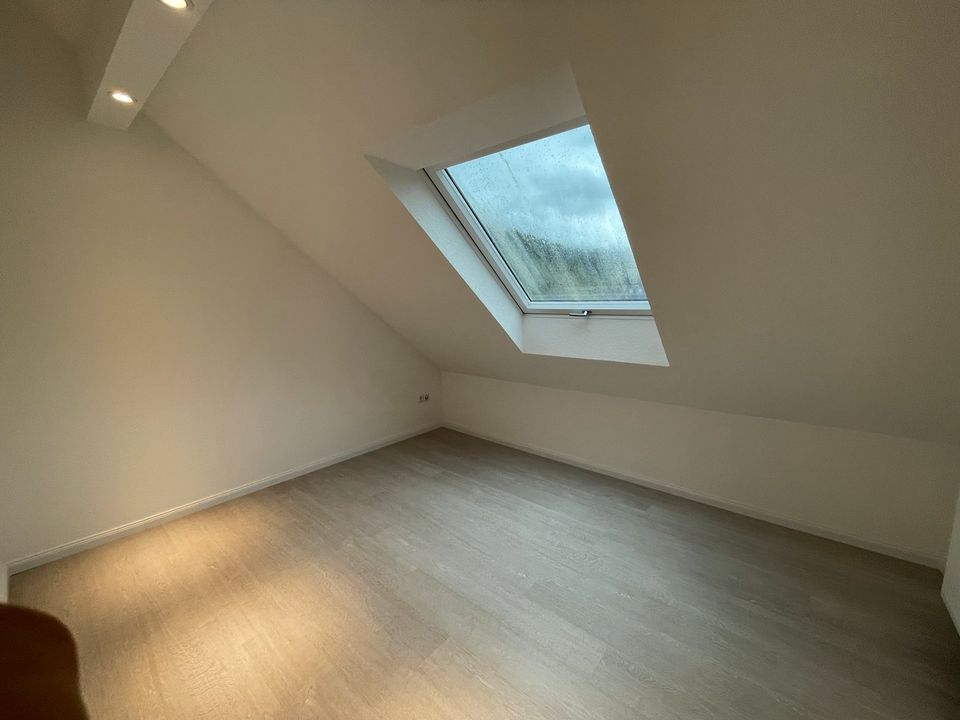 Neu ausgebaute 4,5-Zimmer-Dachgeschosswohnung in Altensteig