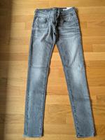 Replay Jeans, Modell Radixes, Grau, NEU, Gr. 25/30 München - Moosach Vorschau