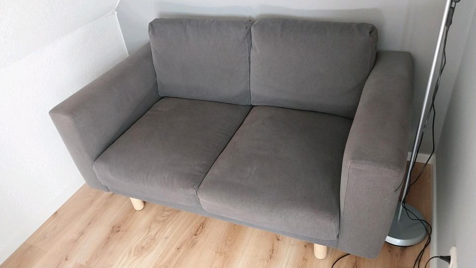 Ikea Sofa 2 Sitzer Couch NORSBORG in Sande