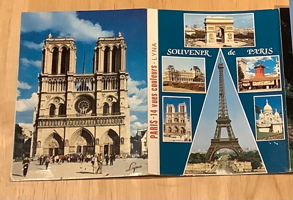 60er Vintage LYNA Acordeon Postkarten Mappen Set Paris in Hildrizhausen