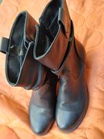 Schuhe für Damen, Gr. 39 verschiedene Modelle Nürnberg (Mittelfr) - Oststadt Vorschau
