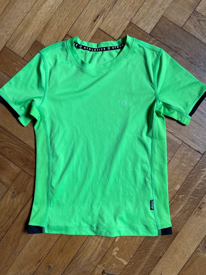 Alex Sportshirt T-Shirt Gr 128 in Berlin