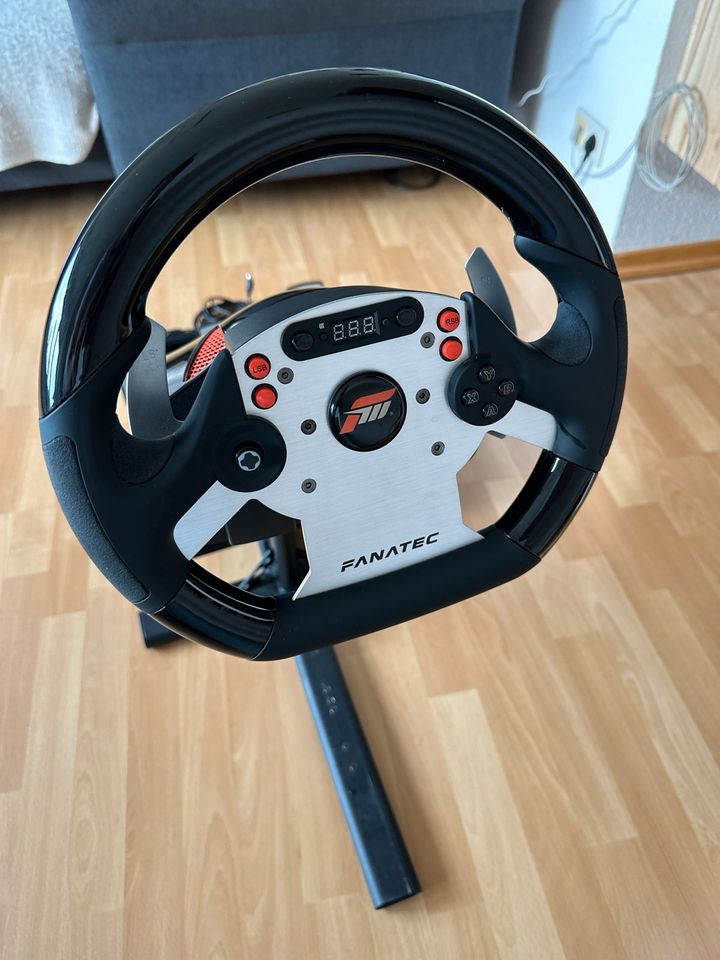 FANATEC Forza Motorsport CSR Racing Wheel (für Xbox360, PS4, PC) in Wachtberg