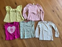 T-Shirts und Pulli Größe 122 Kr. München - Unterschleißheim Vorschau