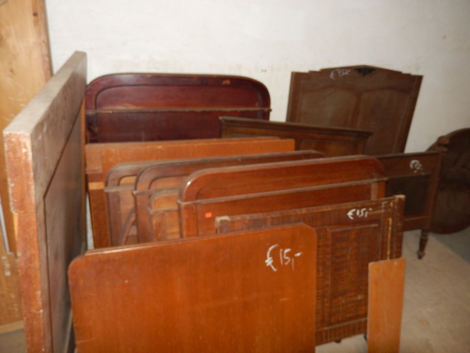 Verschiedenes Alte Schranken antik Möbel Vintage Deko Kommoden in Oschatz