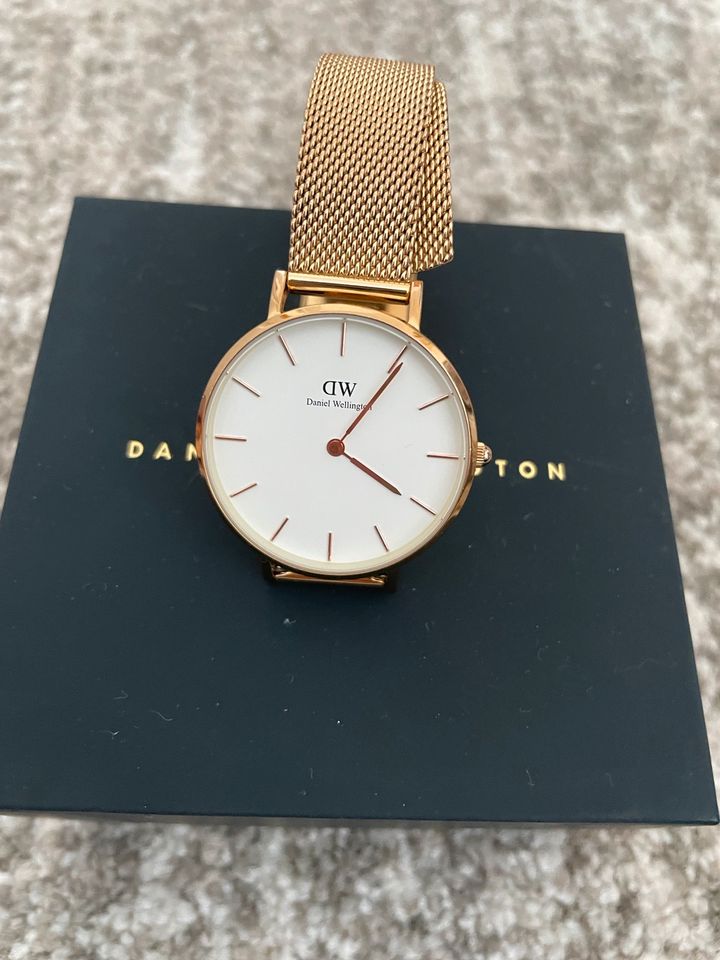 Damen Uhr Daniel Wellington in Niedersachsen - Vechta | eBay Kleinanzeigen  ist jetzt Kleinanzeigen