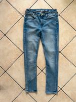 H&M skinny Jeans Gr. 170 Niedersachsen - Celle Vorschau