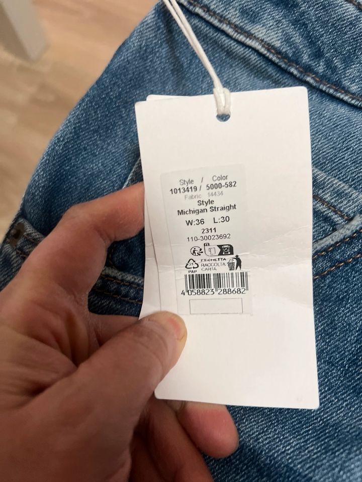 Mustang jeans  Style Michigan straight 36/30 NEU 50€ in Gelsenkirchen