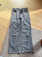H&M 38 Jeans Straight high waist grau Schleswig-Holstein - Tetenbüll Vorschau