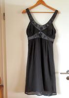 wunderschönes graues Trägerkleid Größe S / M von Vero Moda Kr. München - Neubiberg Vorschau