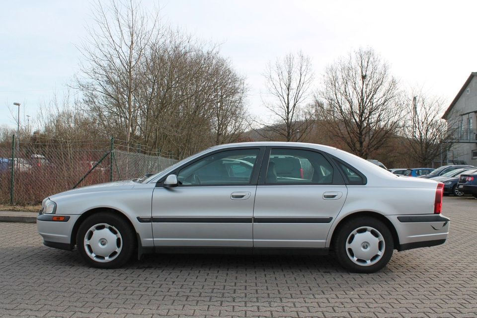 Volvo S80 Lim. 2.4 in Lollar