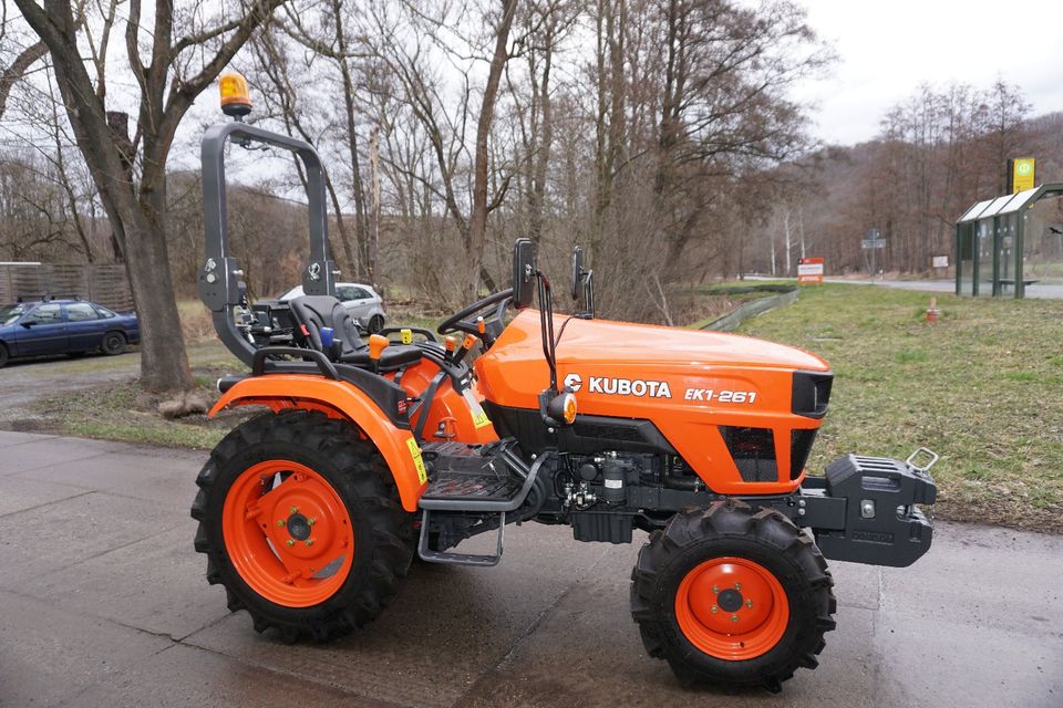 Kubota EK1-261 Allradtraktor in Kreischa