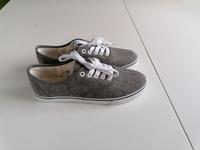NEU graue Sneaker zum Schnüren Victory Gr. 40 Brandenburg - Brandenburg an der Havel Vorschau