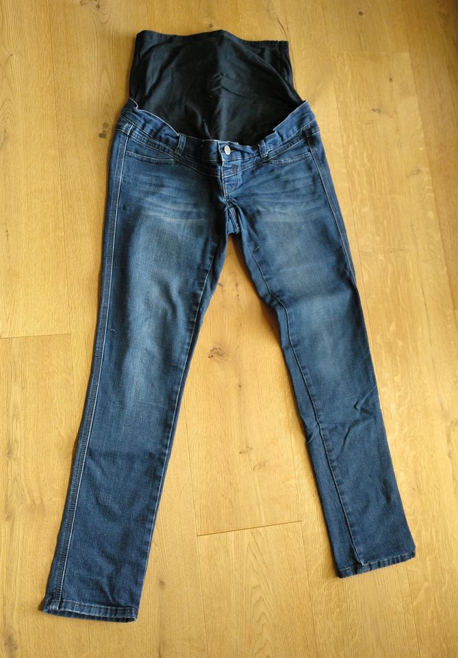 Umstands Jeans Hose in Bräunlingen