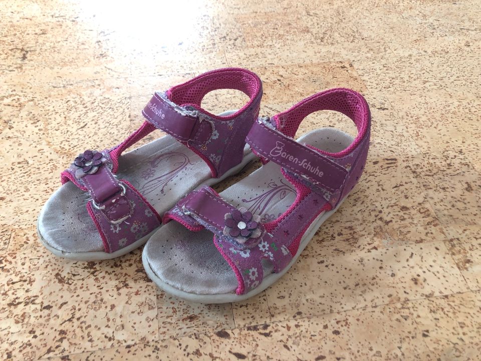 Sandalen Bären-Schuhe Gr. 31 Mädchen in Hennef (Sieg)