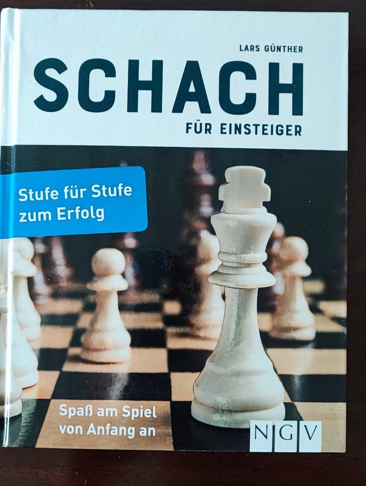 Schachbuch Konvolut im Wert von 200.00€ hier für 100,00€ in Mönchengladbach