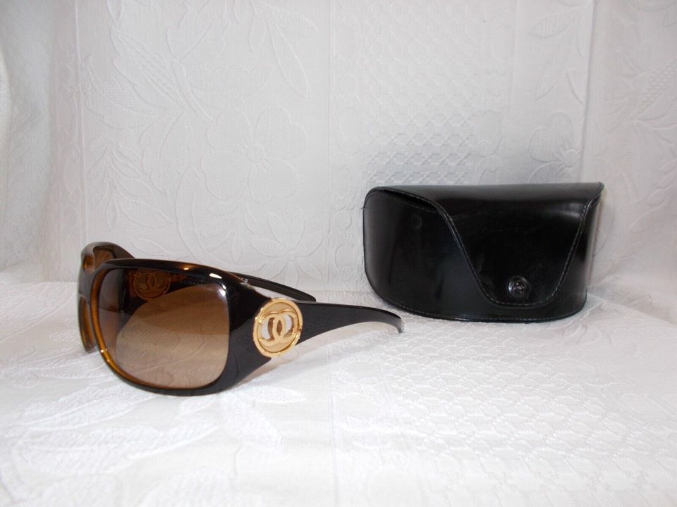 Vintage Sonnenbrille CHANEL 6023 c.934/13 in Berlin