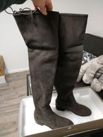 Overknee Stiefel von Peter Kaiser. NEU, OVP. Gr. 37, grau braun Berlin - Lichtenberg Vorschau