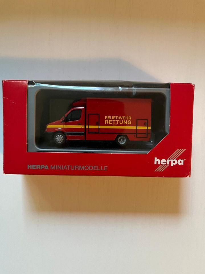 Sammlung von Herpa/Wiking Feuerwehrfahrzeugen H0 1:87 in Reichertshausen