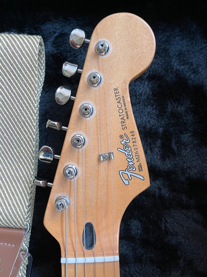 2006 60th Anniversary Fender MIM Stratocaster Dimarzio Upgrades in München