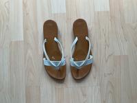 Flipflops von Ariane, Größe: 39, weiß mit brauer Sohle Hessen - Petersberg Vorschau