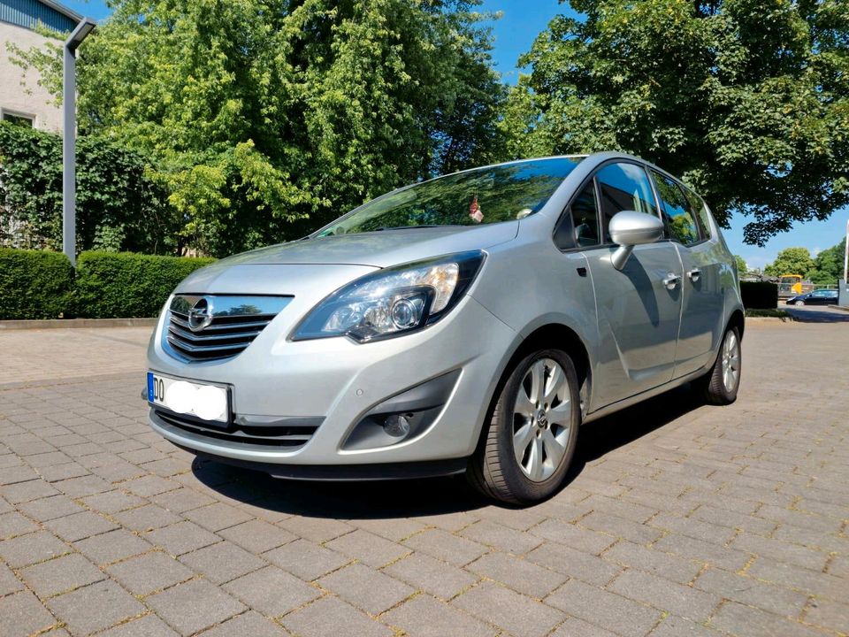 Opel Meriva B 1,7 CDTI Automatik BJ 2013 Top Ausstattung in Dortmund