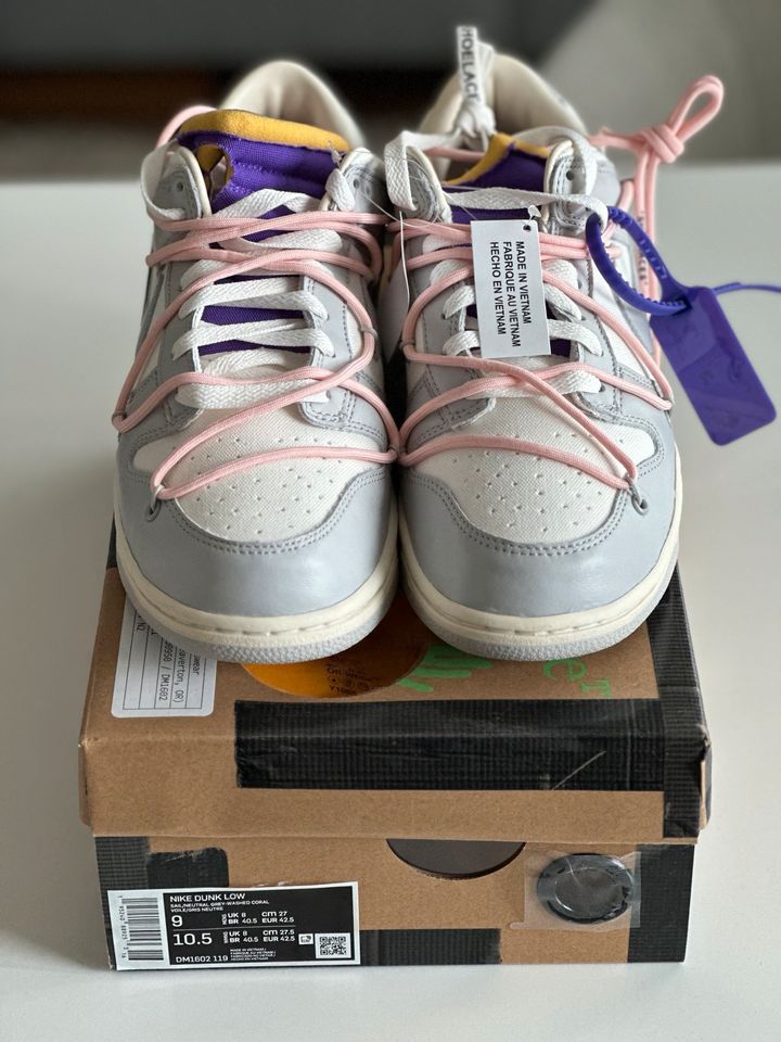 Nike Dunk Low Off-White Lot 24 in Dresden