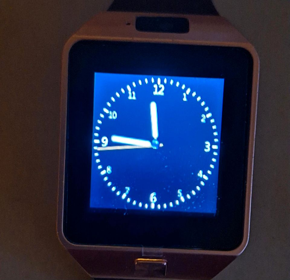 Smartwatch mit SIM und TF Kartenslot in Zella-Mehlis