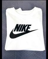 Nike Sportswear Pullover Größe S/36 Sachsen - Reichenbach (Oberlausitz) Vorschau