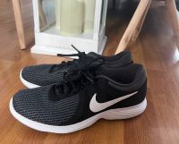 Nike Damen Sportschuhe gr.39 Baden-Württemberg - Ulm Vorschau